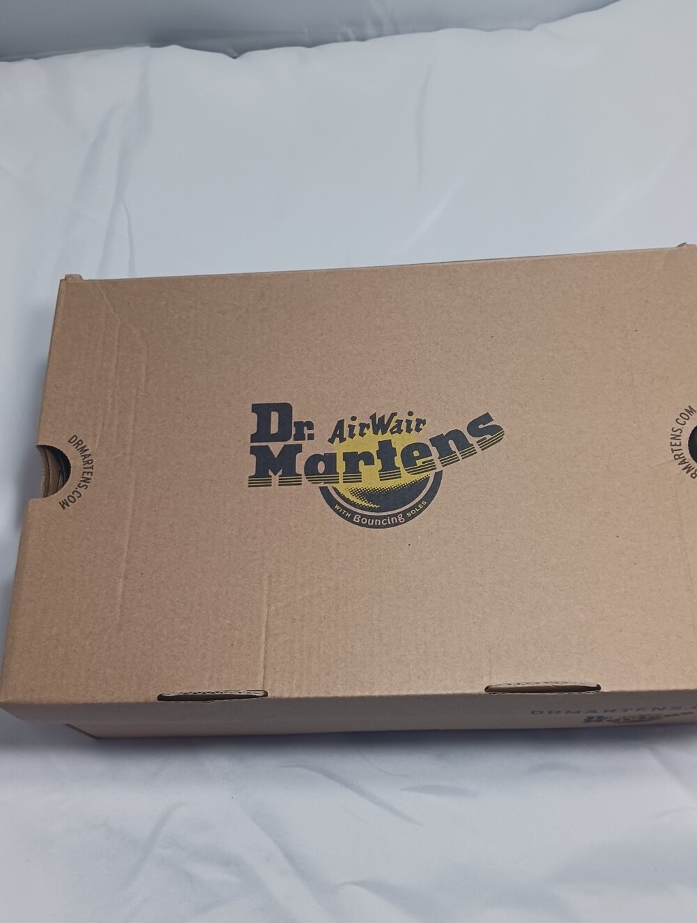 Dr. Martens 1460 Pink Patent Lamper Boots NIB – Women’s US 6 ✨🩷 - Picture 10 of 16